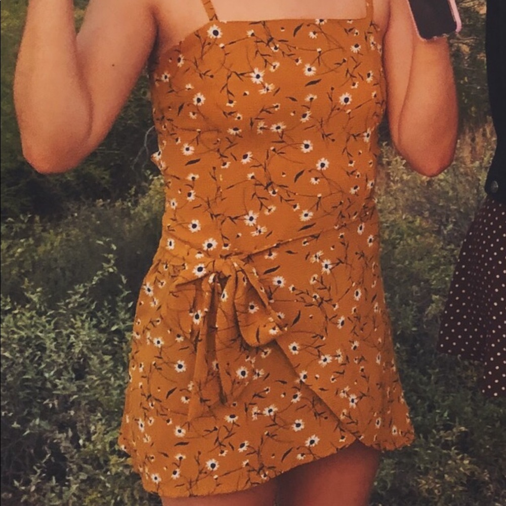 cute dress!!